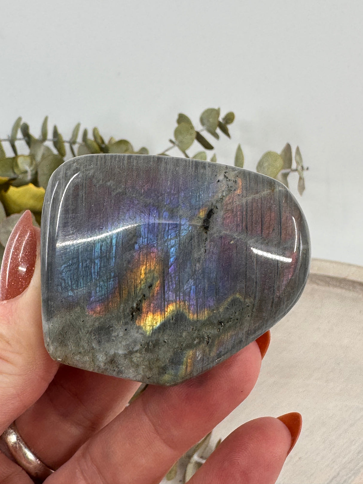 Labradorite freeform 104g with blue, yellow and pink flashes