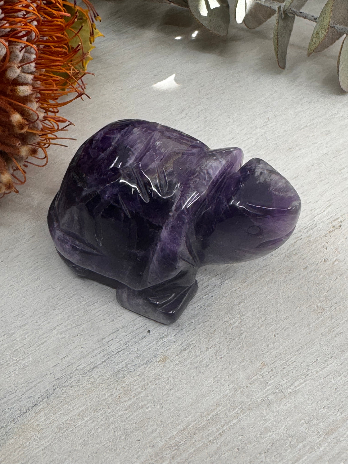 Chevron Amethyst Turtle Carving 5 cm × 3.5 cm – purple and white banded crystal turtle symbolising peace, intuition and spiritual growth, Inspired By 3 Australia.