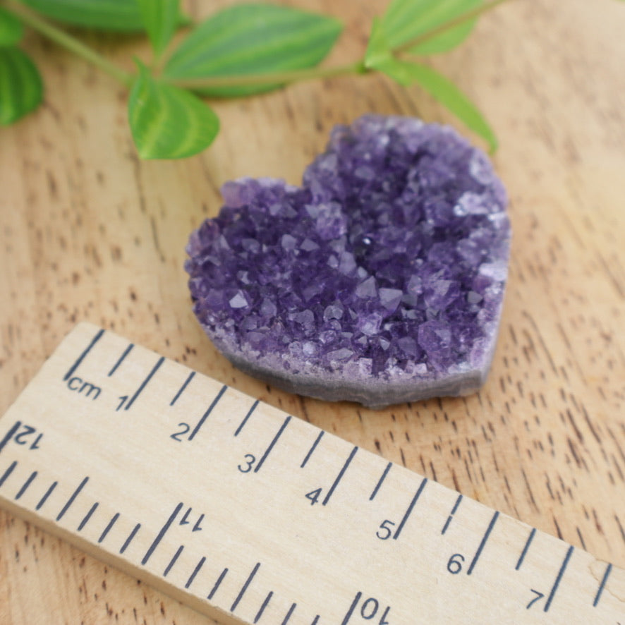 Amethyst Cluster Heart Crystal 5cm 45g – Natural Druzy Healing Stone