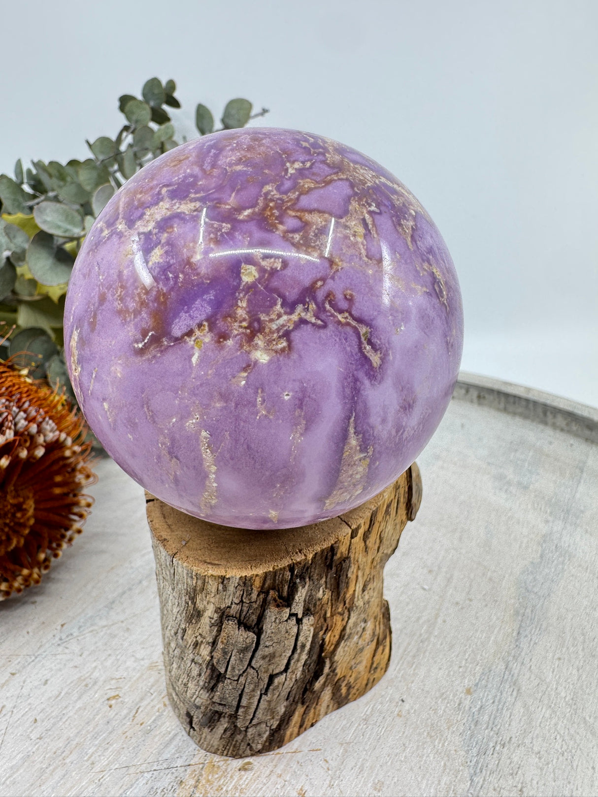 Phosphosiderite Sphere – Calming Stone for Peace, Divine Connection & Higher Wisdom | 377 g Crystal Sphere