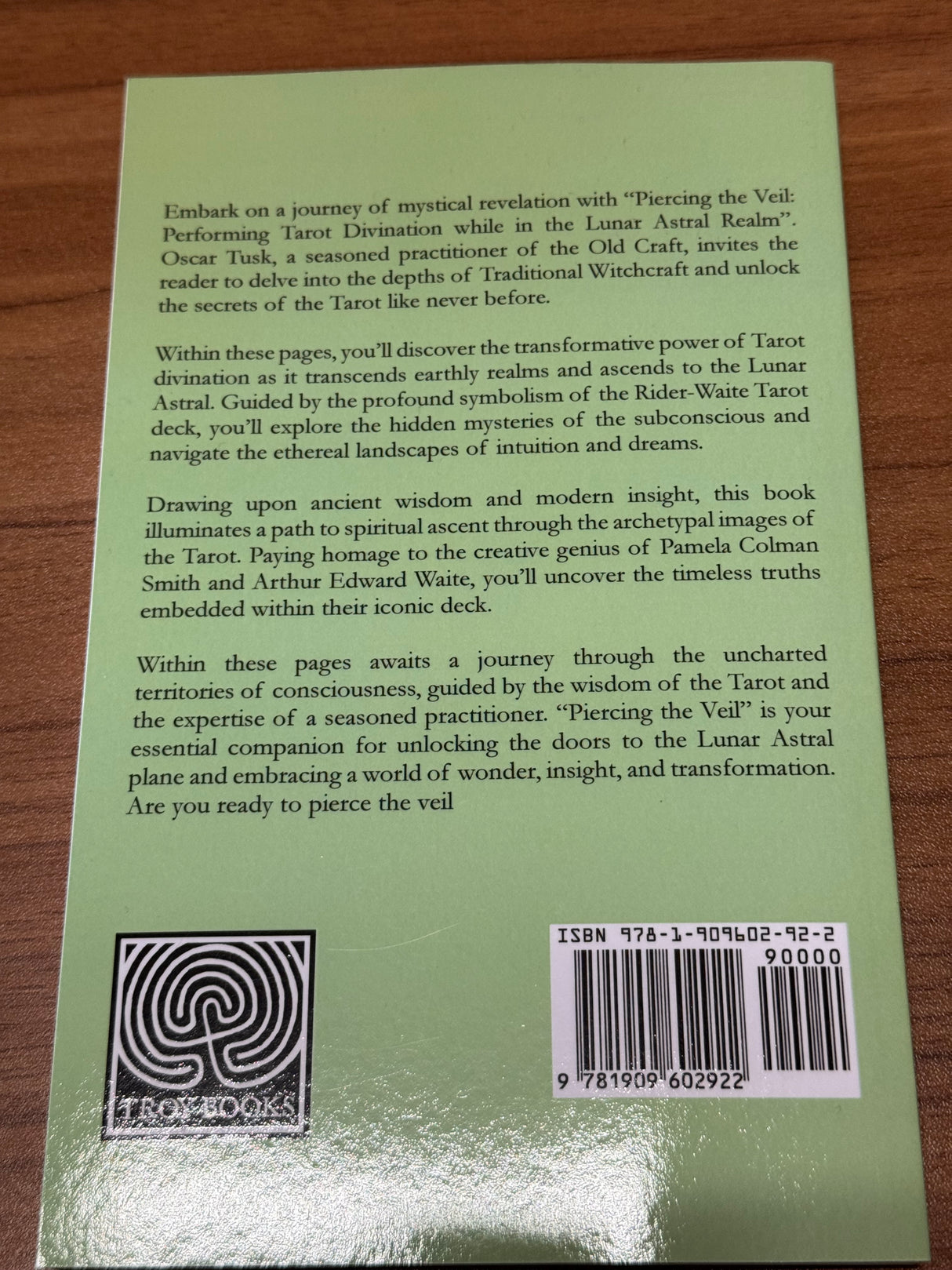 Piercing the Veil: Performing Tarot divination while in the Lunar Astral Realm - Oscar Tusk
