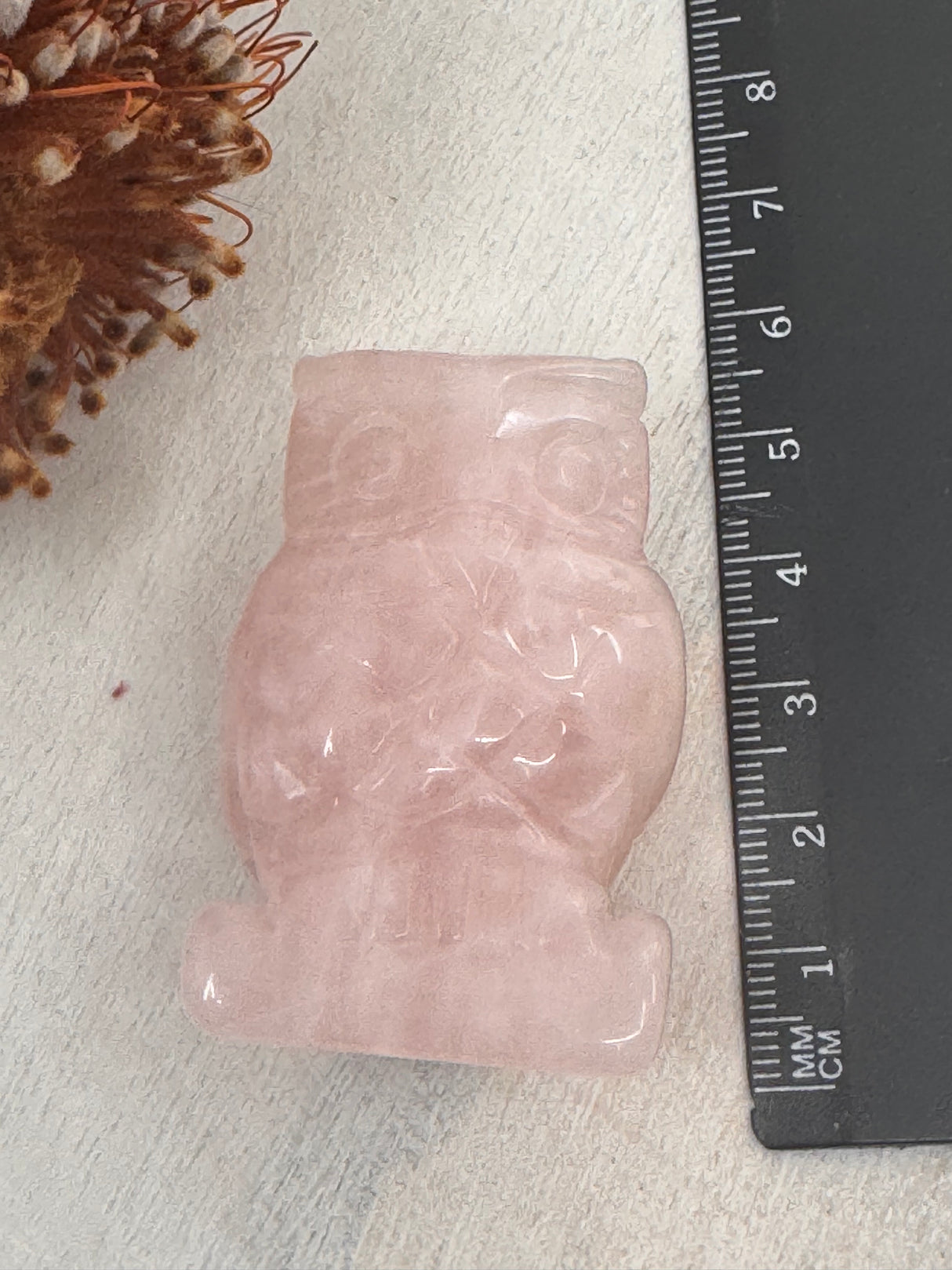 Rose Quartz Owl Carving – Crystal of Love & Wisdom.