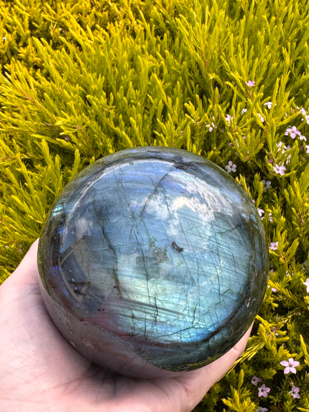 Flashy Labradorite Sphere – 1.288kg Crystal of Magic & Transformation