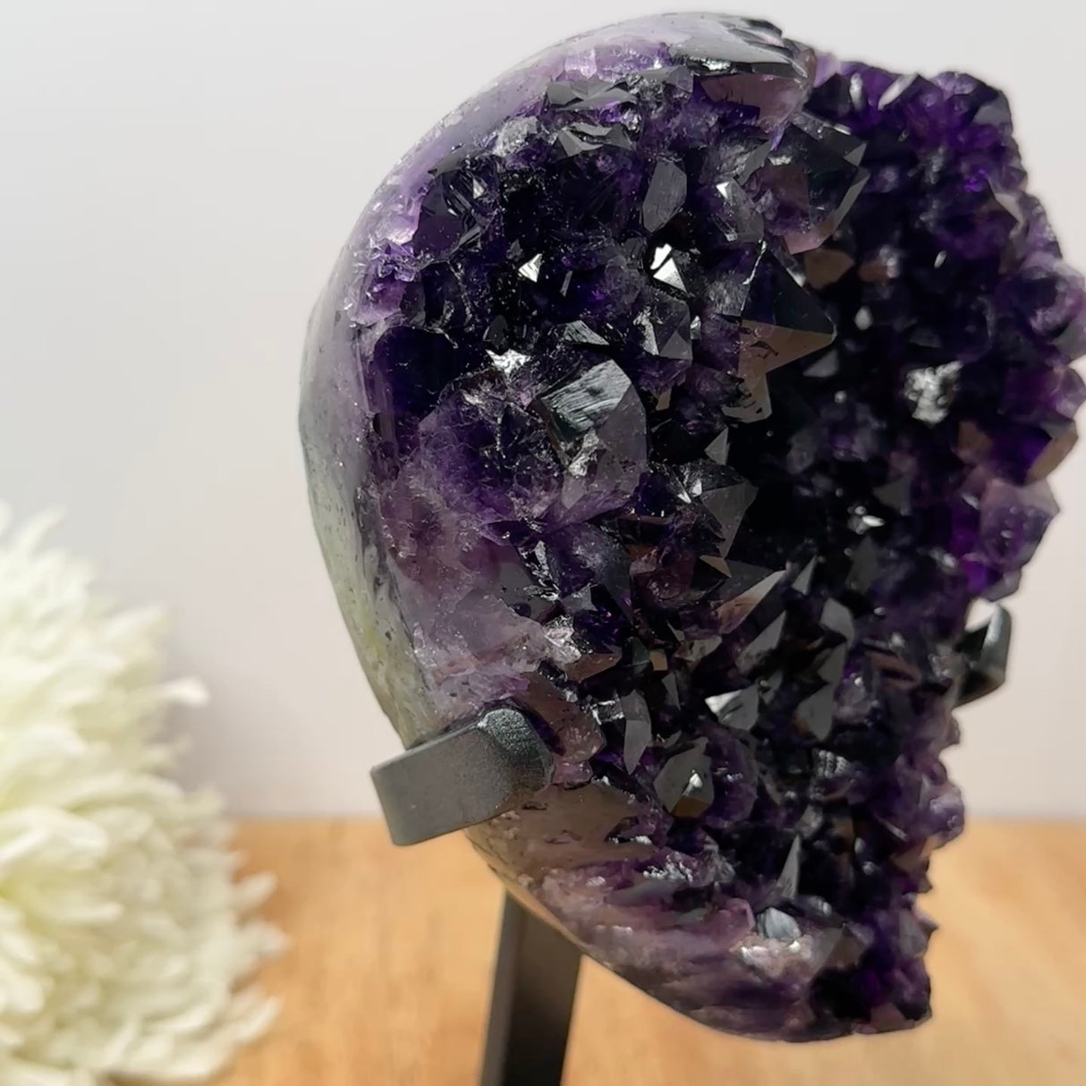 Uruguayan Amethyst Druzy on Stand | 16cm | 2.16kg | Deep Protection & Calm