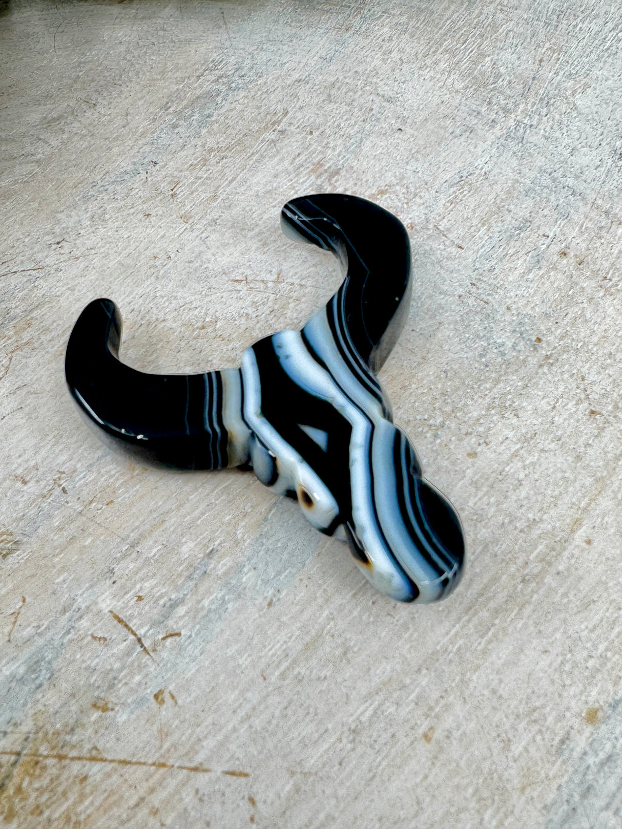 Black Banded Agate Ox Carving – Stone of Strength, Protection & Grounded Power