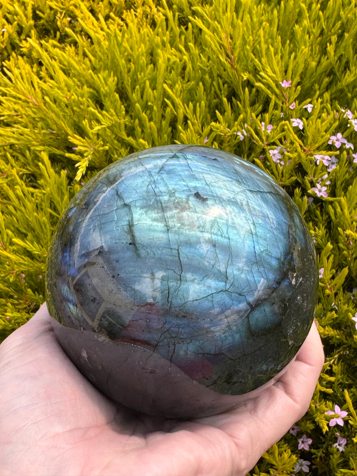 Flashy Labradorite Sphere – 1.288kg Crystal of Magic & Transformation