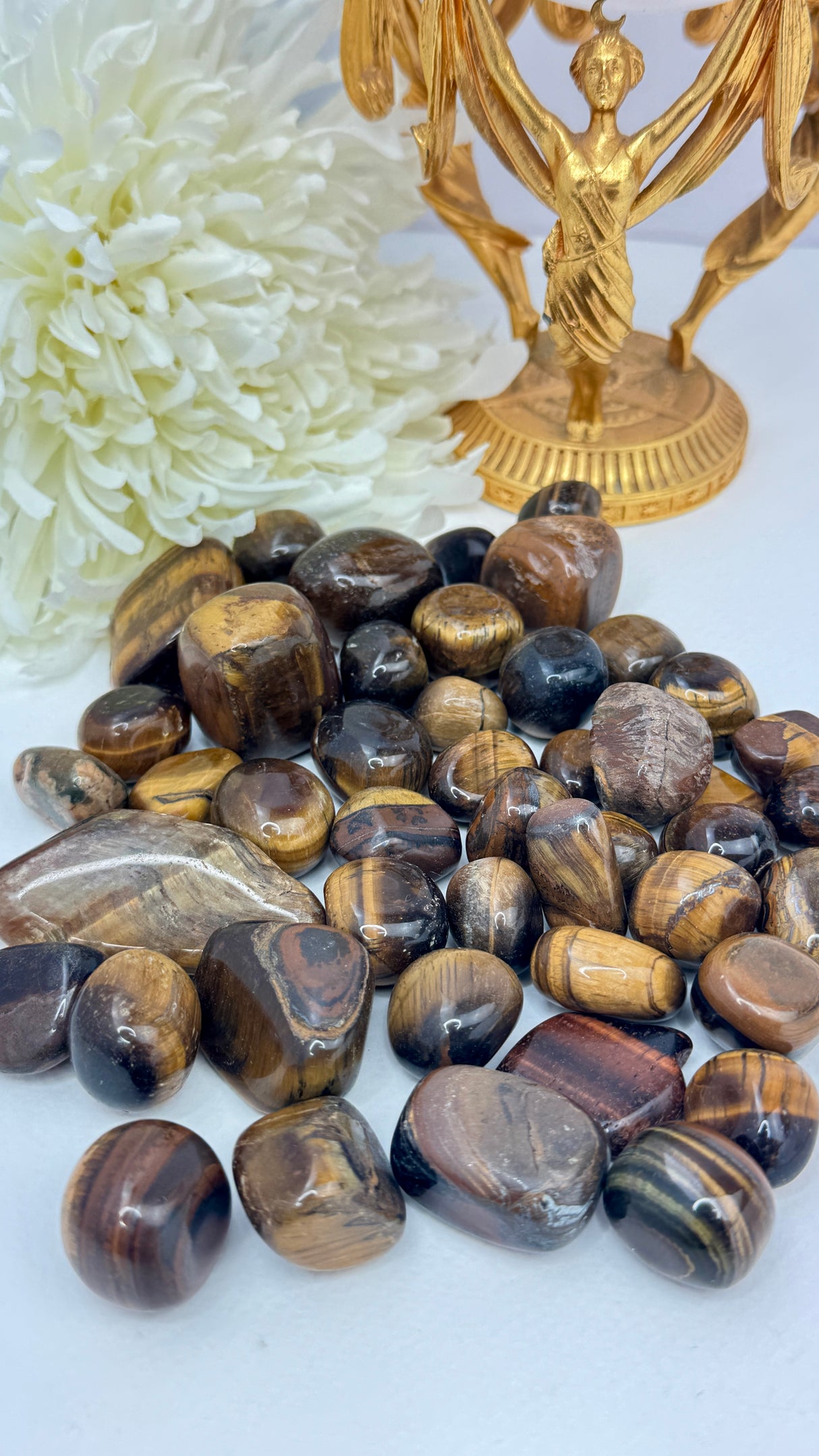 Gold Tiger Eye Tumbled Stone – Stone of Courage, Confidence & Protection