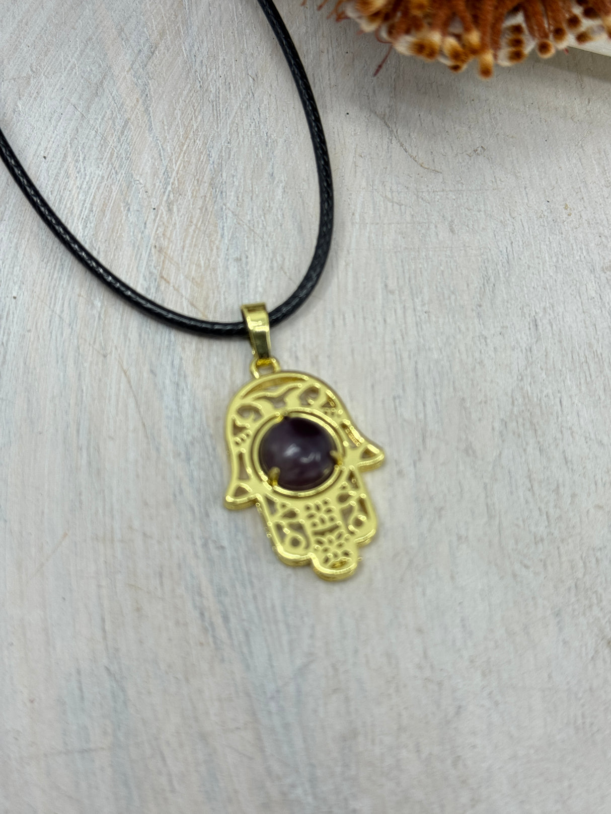 Amethyst Hamsa Hand Pendant – Stone of Protection, Peace & Intuition