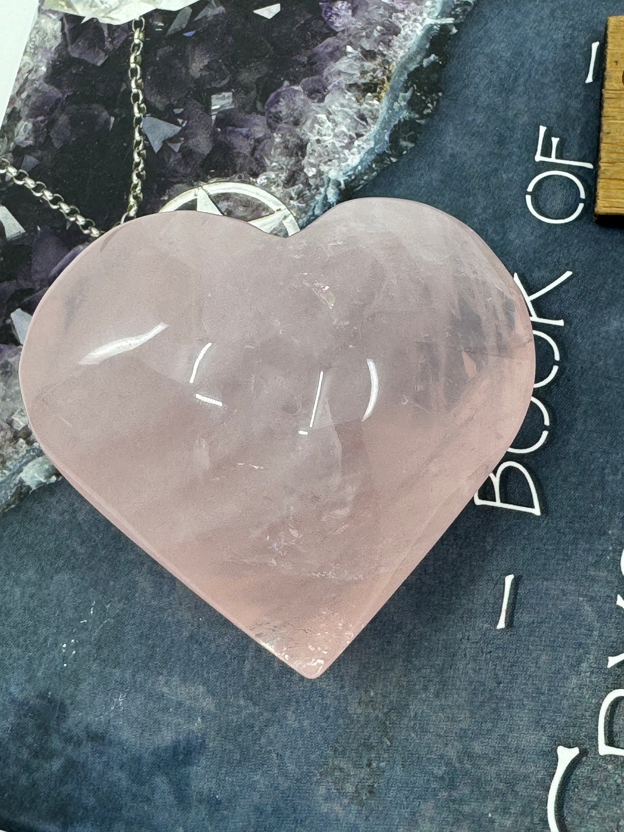 Rose Quartz Puffy Heart 110g - “I radiate love, beauty, confidence and grace”