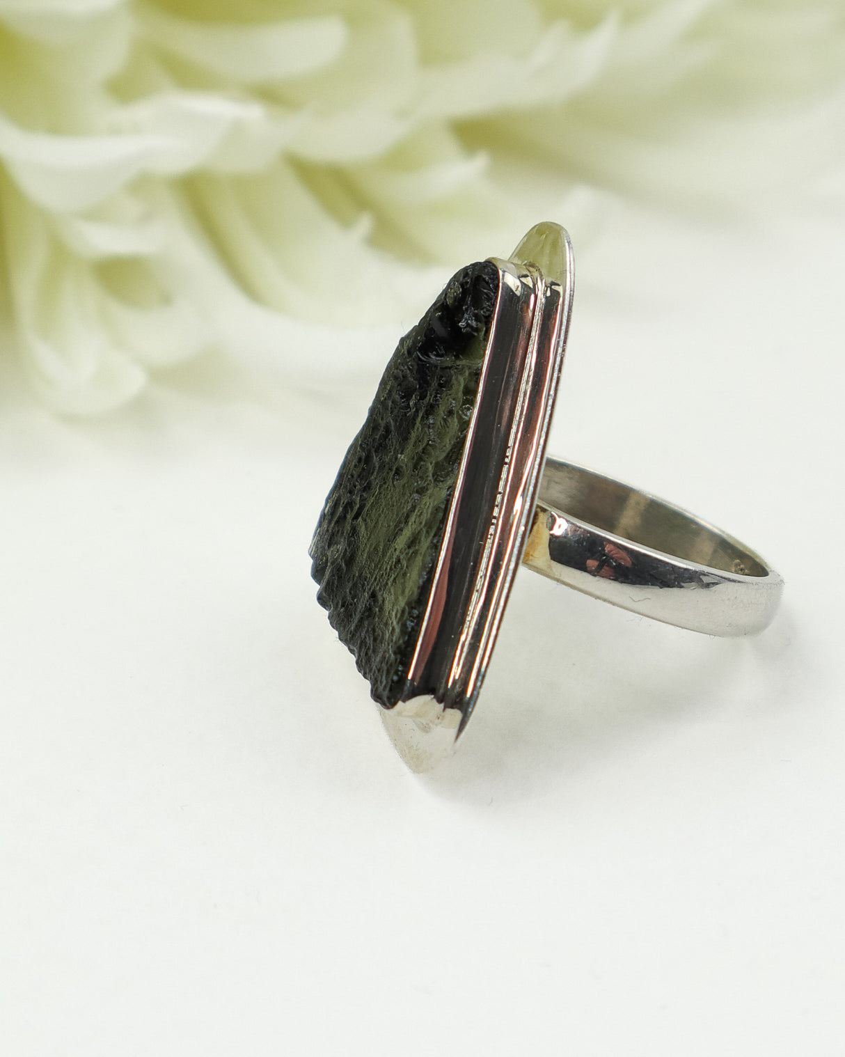Natural Triangular Czech Moldavite Ring in Solid 925 Sterling Silver – Size 8 | 6.82g