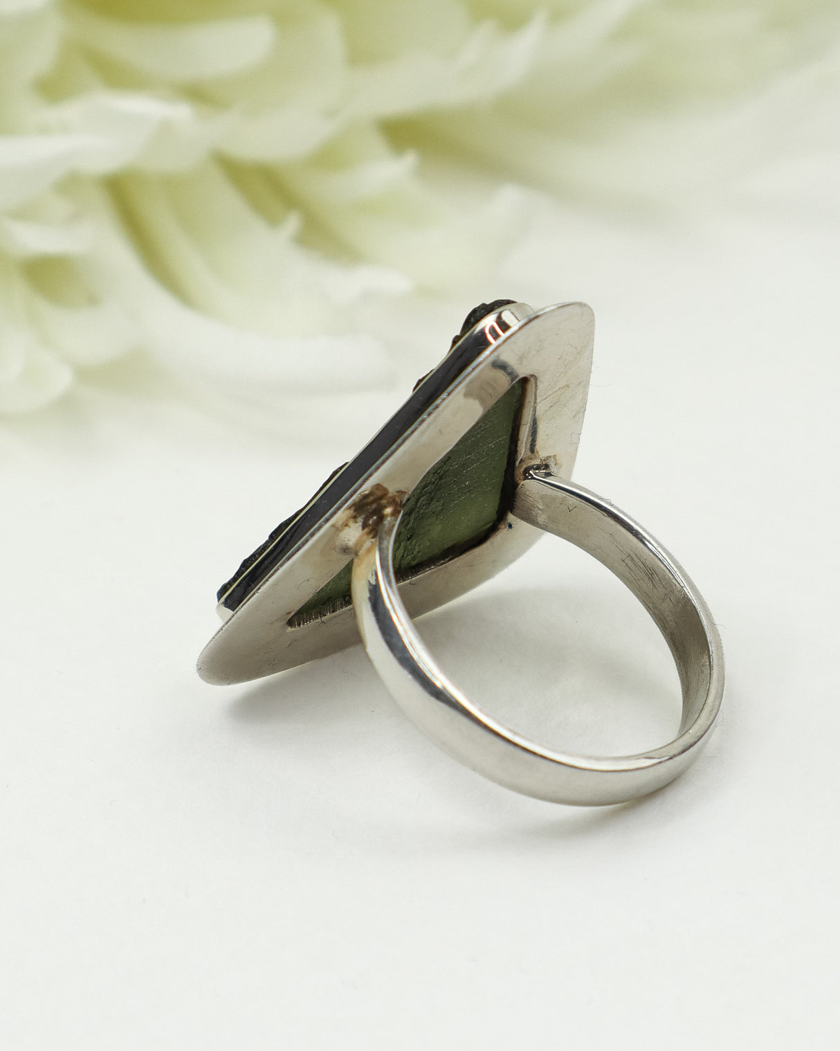 Natural Triangular Czech Moldavite Ring in Solid 925 Sterling Silver – Size 8 | 6.82g