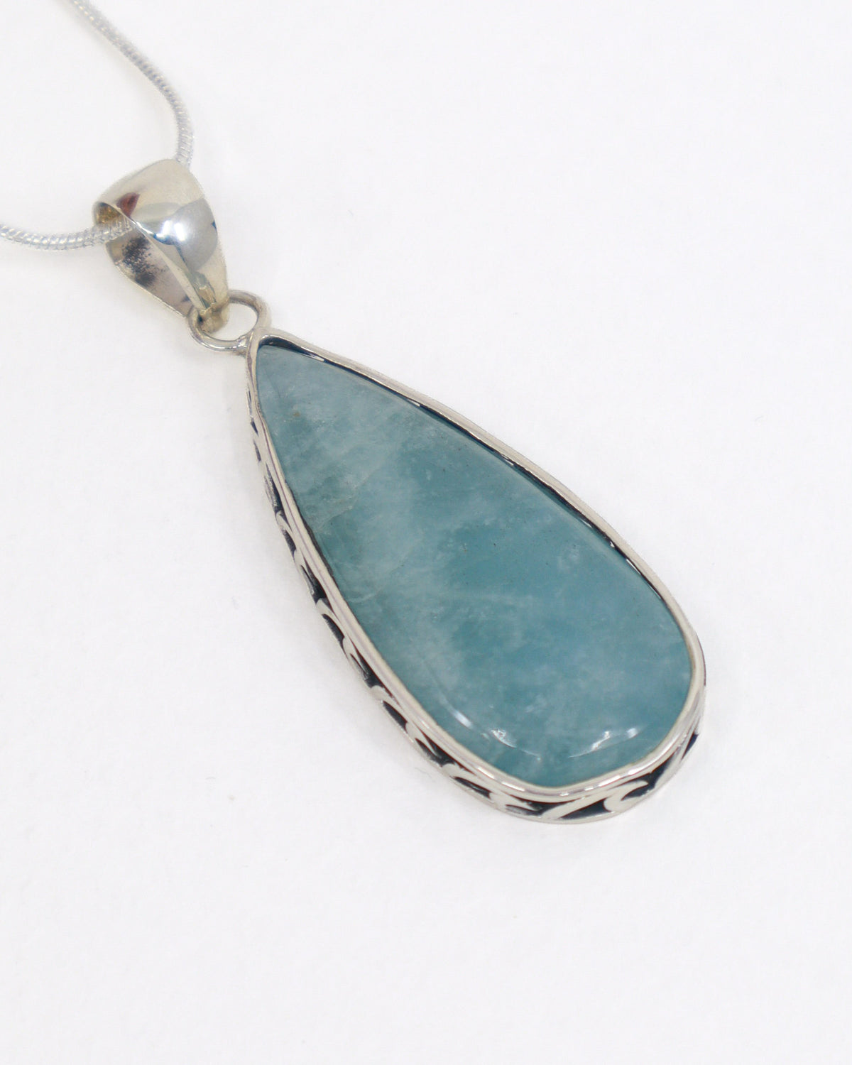 Aquamarine Sterling Silver Pendant – Ocean Serenity | Calm, Courage & Communication