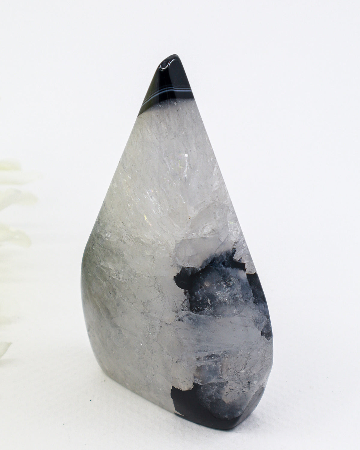 Black Banded Agate Flame 169g – The Midnight Portal | Protection & Grounding