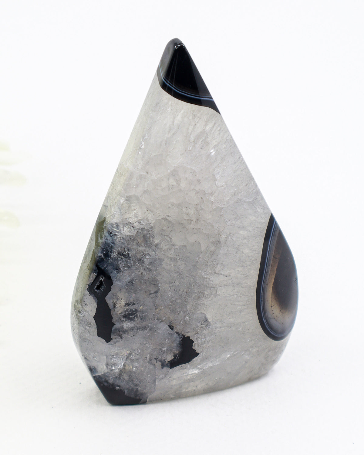 Black Banded Agate Flame 169g – The Midnight Portal | Protection & Grounding