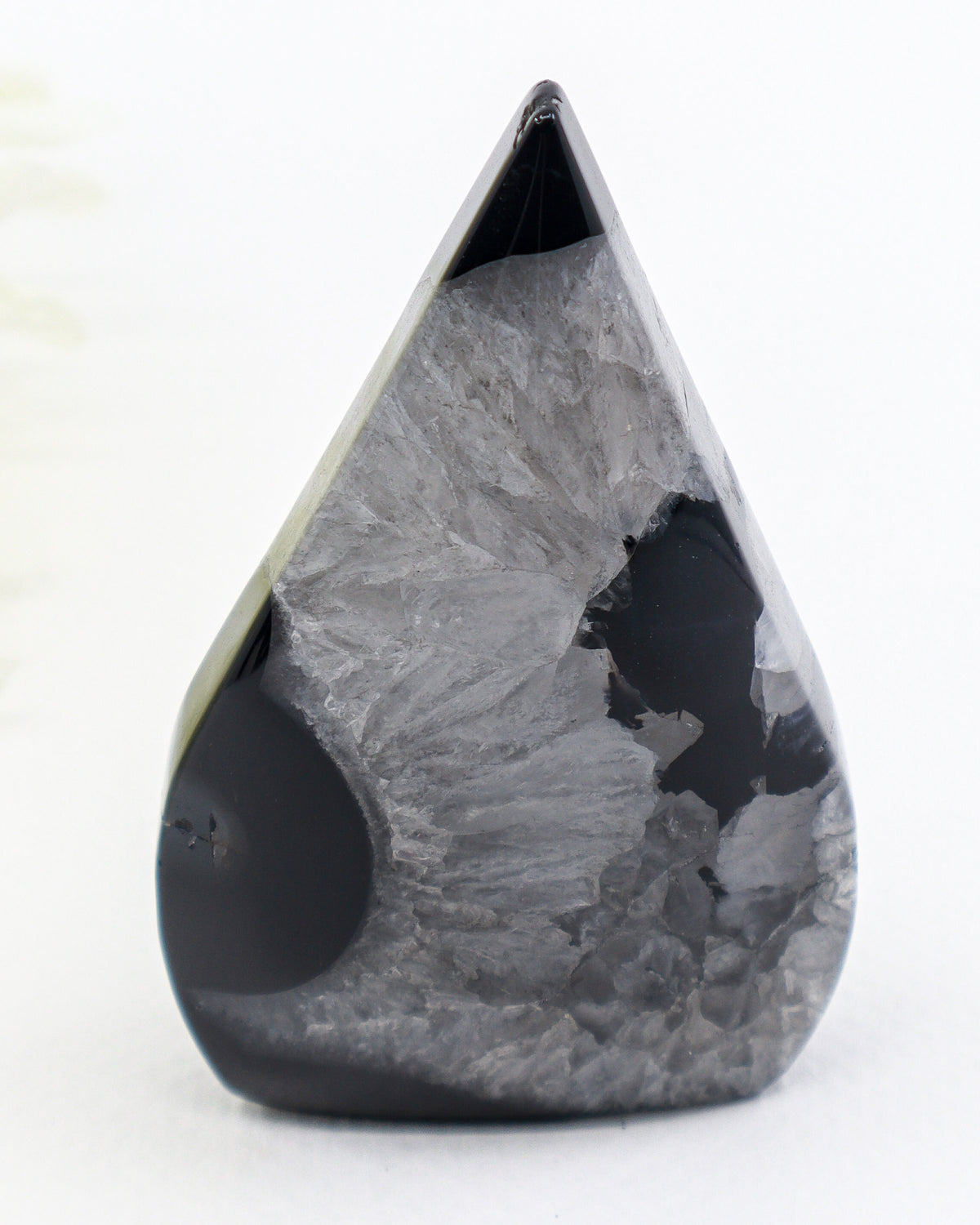 Black Banded Agate Flame 131g – The Shadow Flame | Protection & Strength