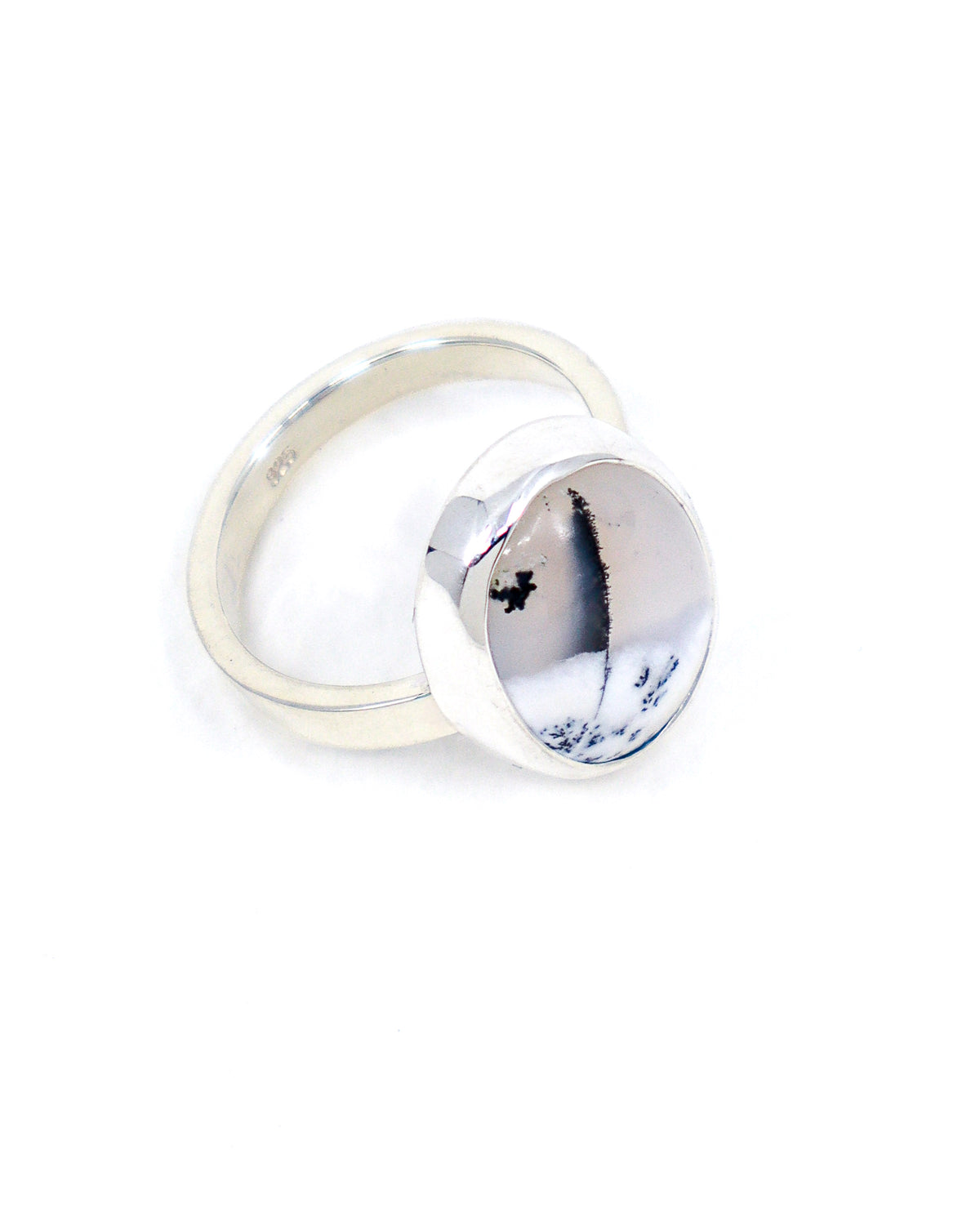 Natural Dendritic Agate sterling silver ring size 7 with 1.8cm smoky grey and white Agate cabochon and black tree-like dendritic inclusions.