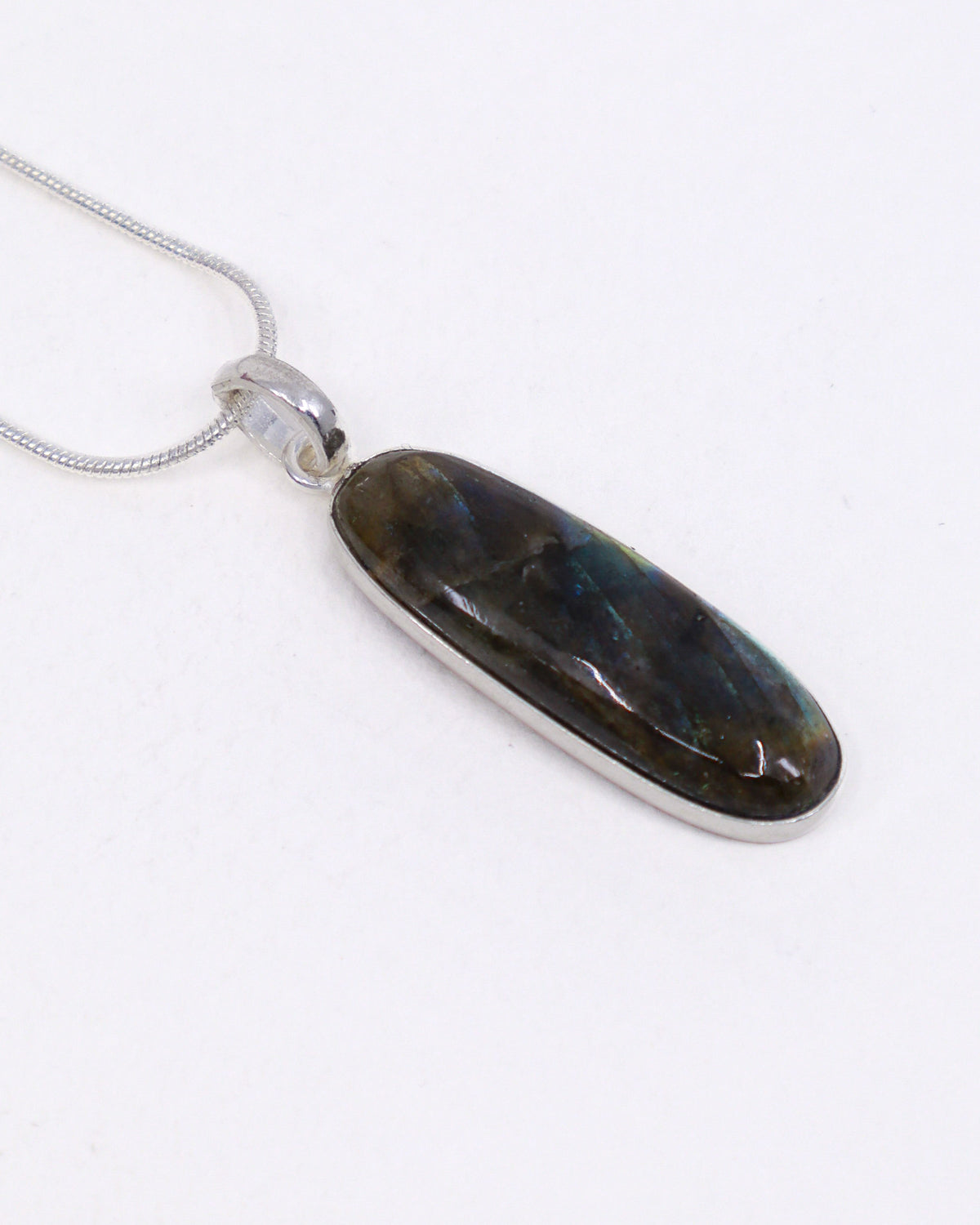 Labradorite Sterling Silver Pendant – The Northern Lights | Intuition & Protection