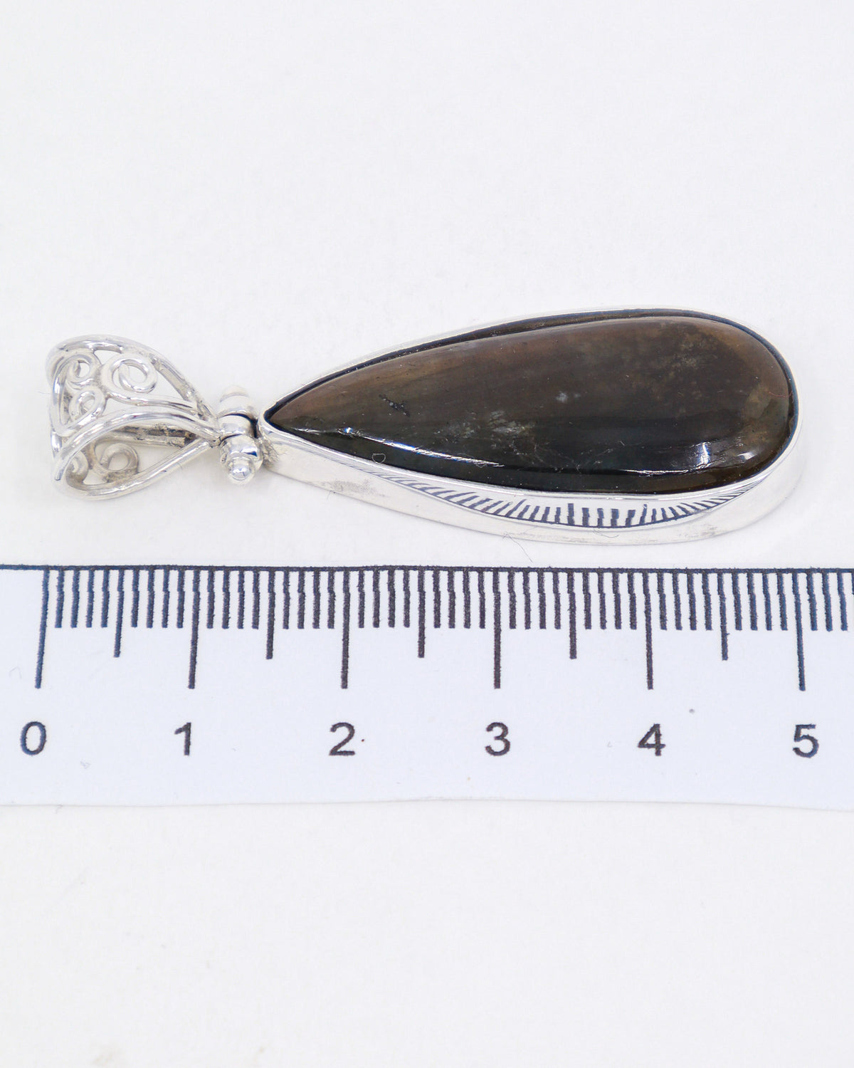 Labradorite Sterling Silver Pendant – The Golden Oracle | Intuition & Transformation