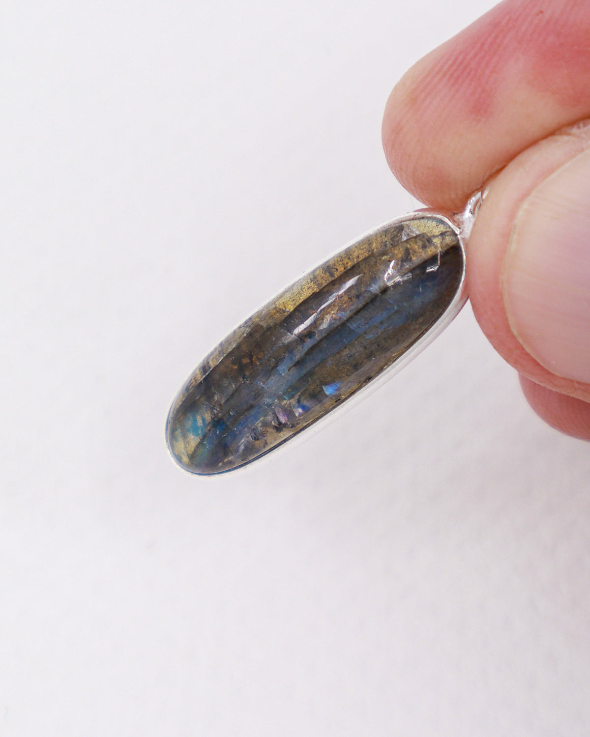 Labradorite Sterling Silver Pendant – The Aurora Veil | Intuition & Protection