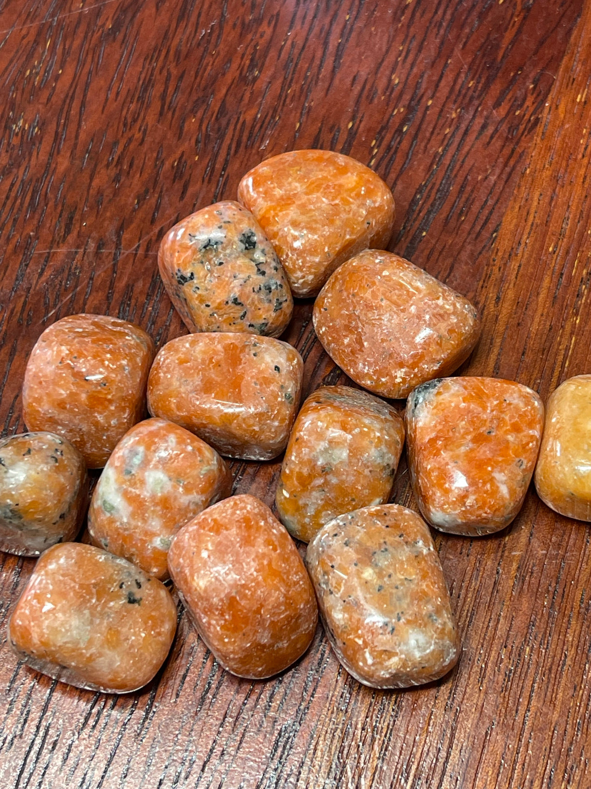 Orchid Calcite Tumbled Stone – Stone of Motivation, Confidence & Joyful Energy