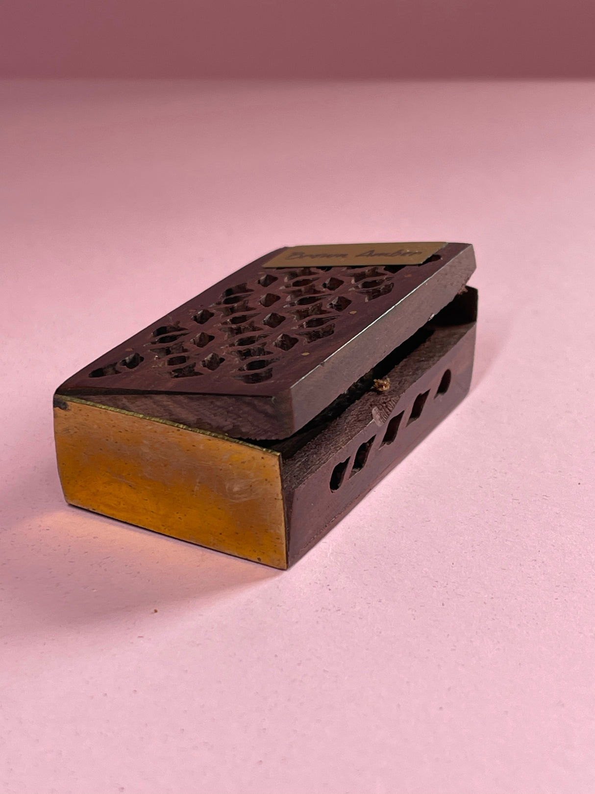 Brown Amber Resin in a Rosewood Box - Stress Relief. Anti-depressant. Grounding. Healing. Solar Spells.