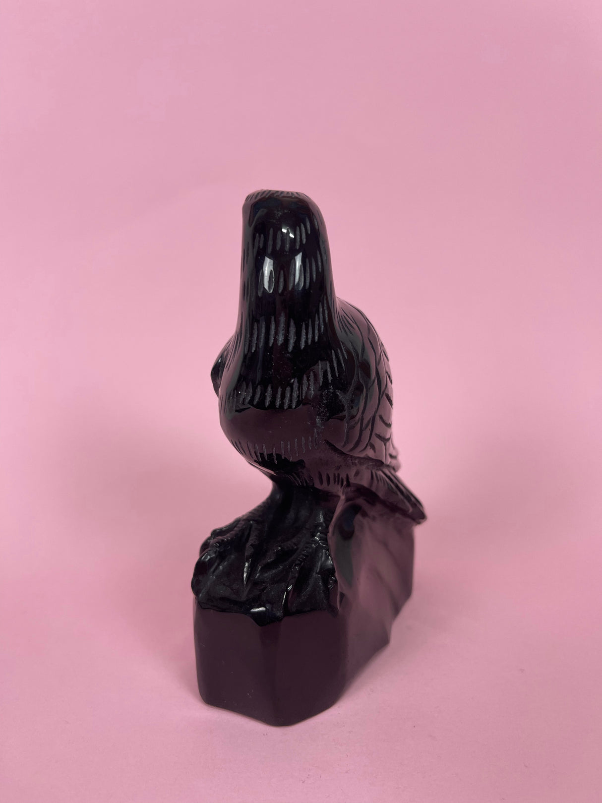 Black Obsidian Raven Carving – Seeker of Truth and Guardian of the Shadow