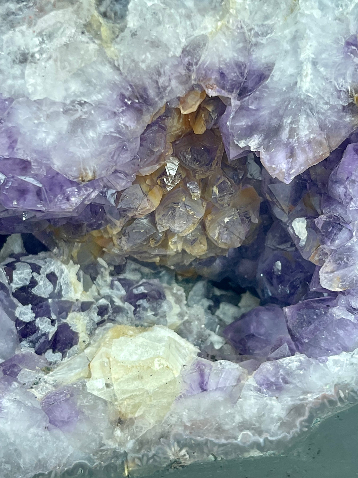 Amethyst Cave with Calcite Inclusions 8.2 Kilos #3 - Protection. Intuition. Healing.