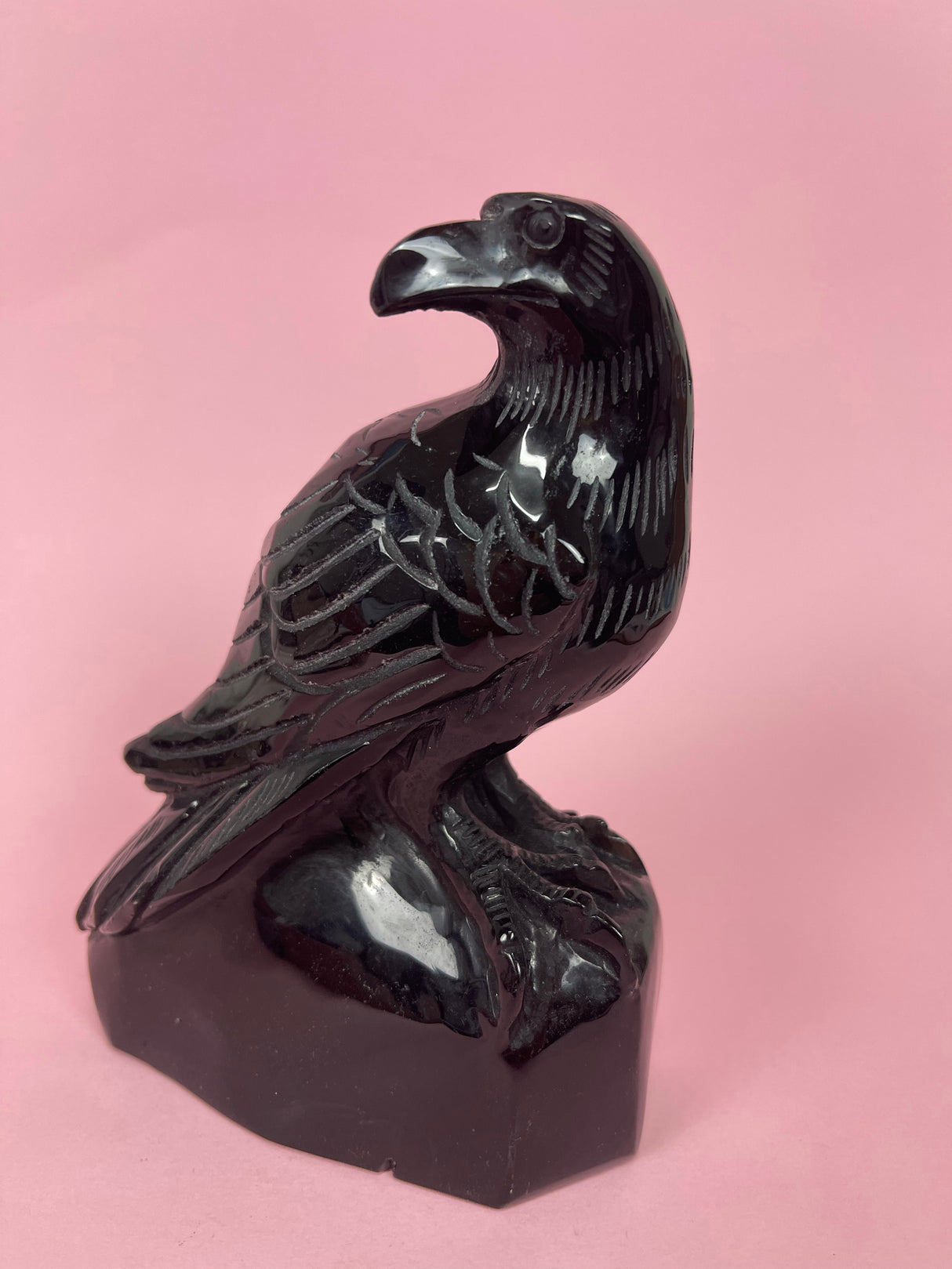 Black Obsidian Raven Carving – Seeker of Truth and Guardian of the Shadow