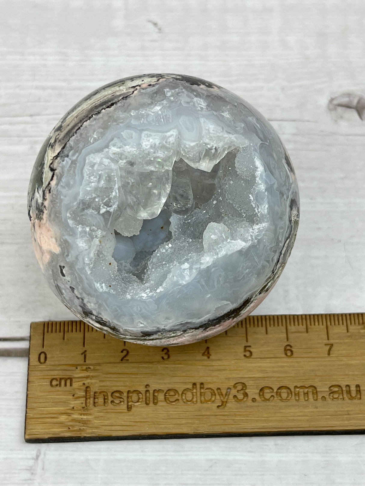Druzy Agate Sphere 295g - Focus. Energetic Support.