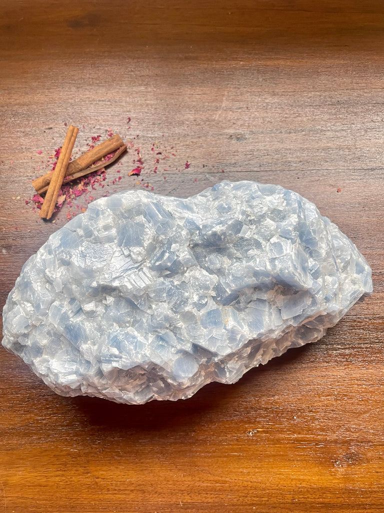 Blue Calcite Chunk 4.3 Kilos - Empaths Stone. Communication.