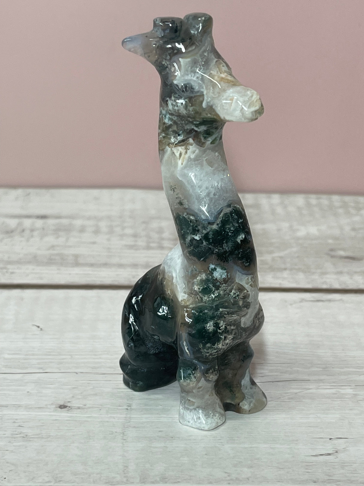 Agate Moss Giraffe Carving - Nature Spirits