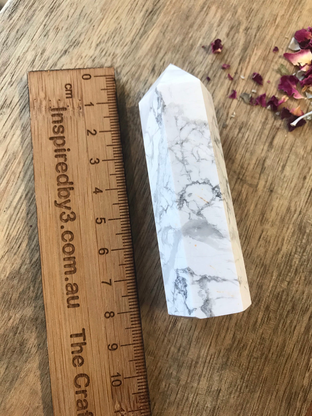 Howlite Point - Insomnia