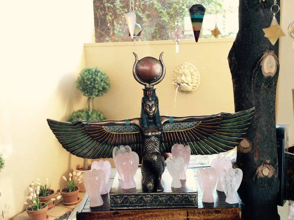 Isis with Wings – Egyptian Goddess of Magic, Healing & Protection Statue