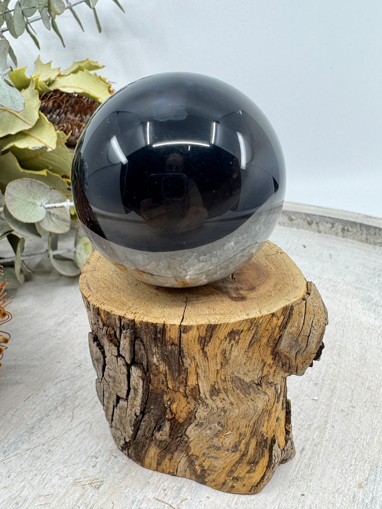 Banded Black Agate Sphere 149g (4.5cm) – Stone of Grounding, Balance & Protection