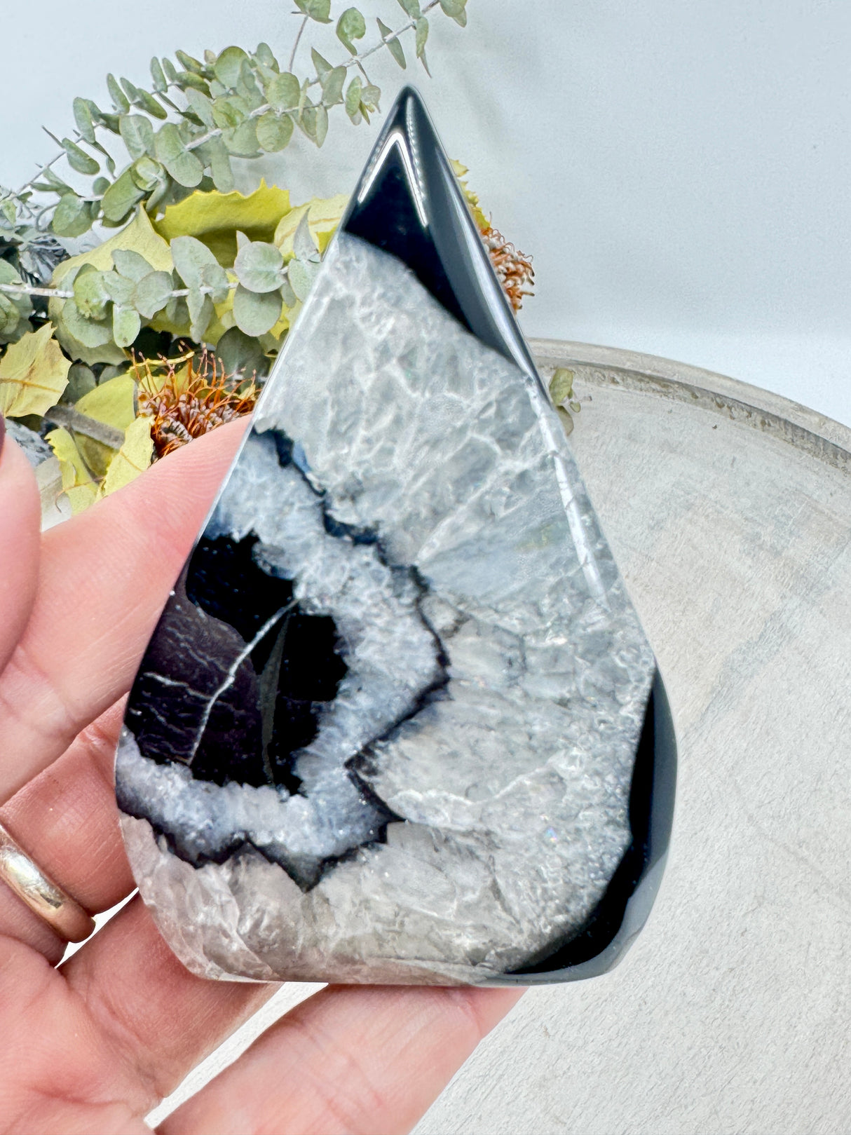 Black Banded Agate Flame 137g (8.5x5.5cm) – Stone of Grounding, Balance & Protection