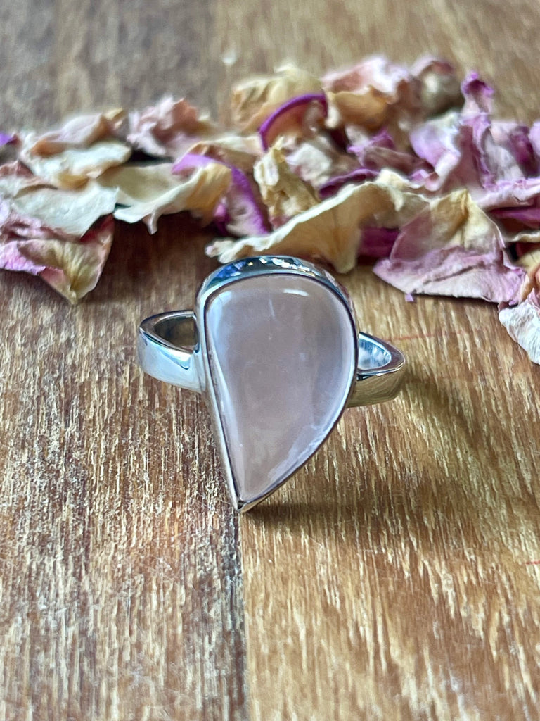 Rose Quartz Silver Ring Size 7 - “I radiate love, beauty, confidence and grace”.