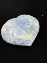 Blue Calcite Heart 206g - “I do not allow outside influences to disturb my inner peace”.