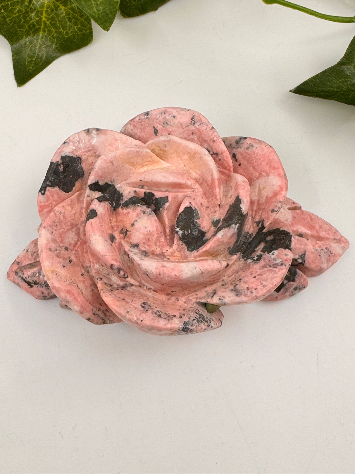 Rhodonite Flower Carving – Heart Healing, Compassion &amp; Soulful Bloom