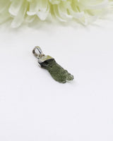 Moldavite Pendant | 1.38g | Spiritual Awakening & Life Transformation