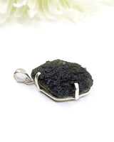 Moldavite Pendant | 7.78g | Spiritual Transformation & Higher Awakening