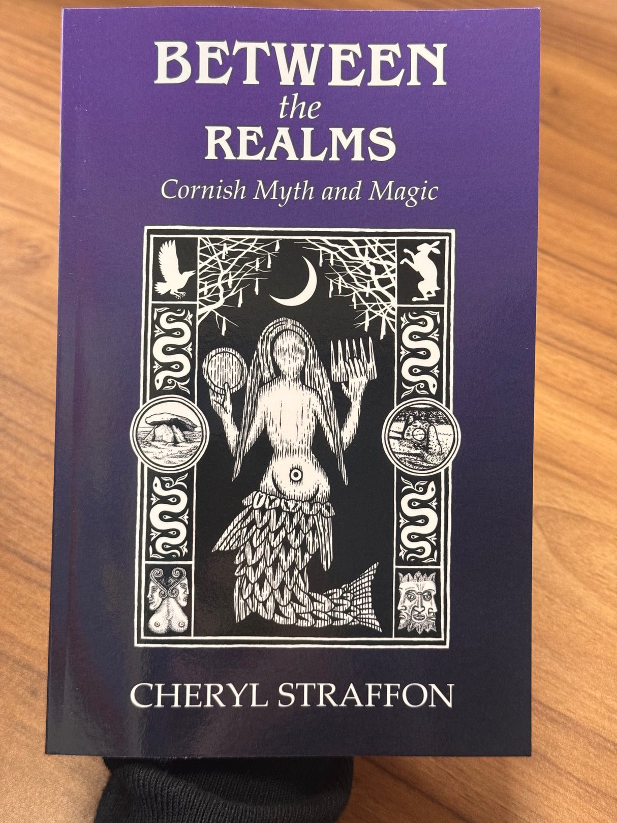 Between the Realms - Cornish Myth and Magic - Cheryl Straffon