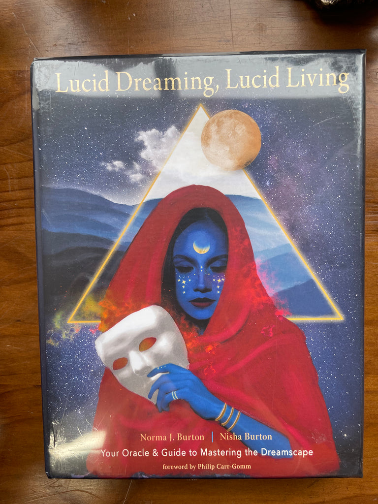 Lucid Dreaming, Lucid Living: Your Oracle and Guide to Mastering the Dreamscape