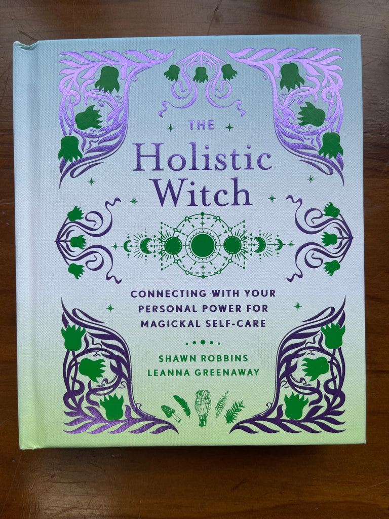Holistic Witch Author : Leanna Greenaway