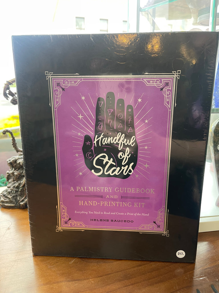 Handful of Stars: A Palmistry Guidebook and Hand-printing Kit Author : Helene Saucedo