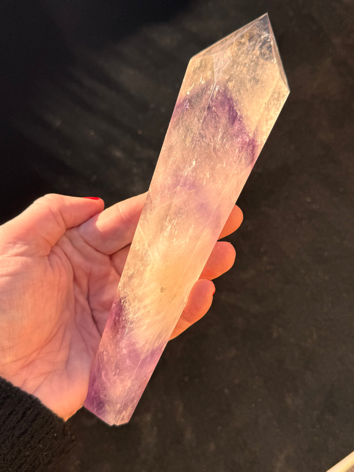 Amethyst Wand 381g – Channel of Divine Calm and Spiritual Insight