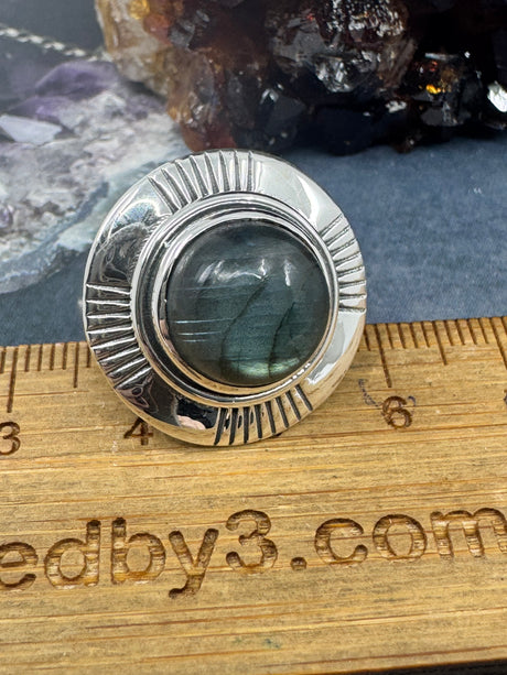 Labradorite Silver Ring Size 9 - “I welcome change and transformation into my life.”