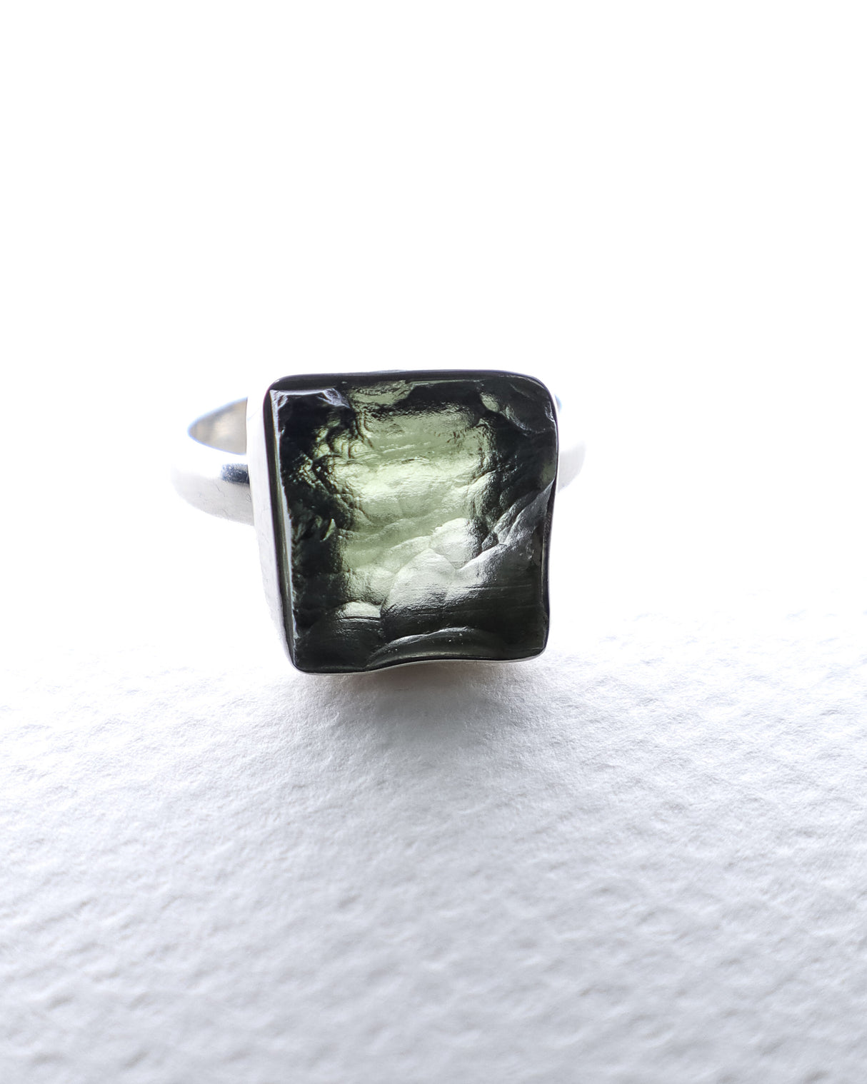 Natural Translucent Czech Moldavite Ring in Solid 925 Sterling Silver – Size 9 | 4.88g