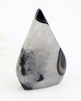 Black Banded Agate Flame 169g – The Midnight Portal | Protection & Grounding