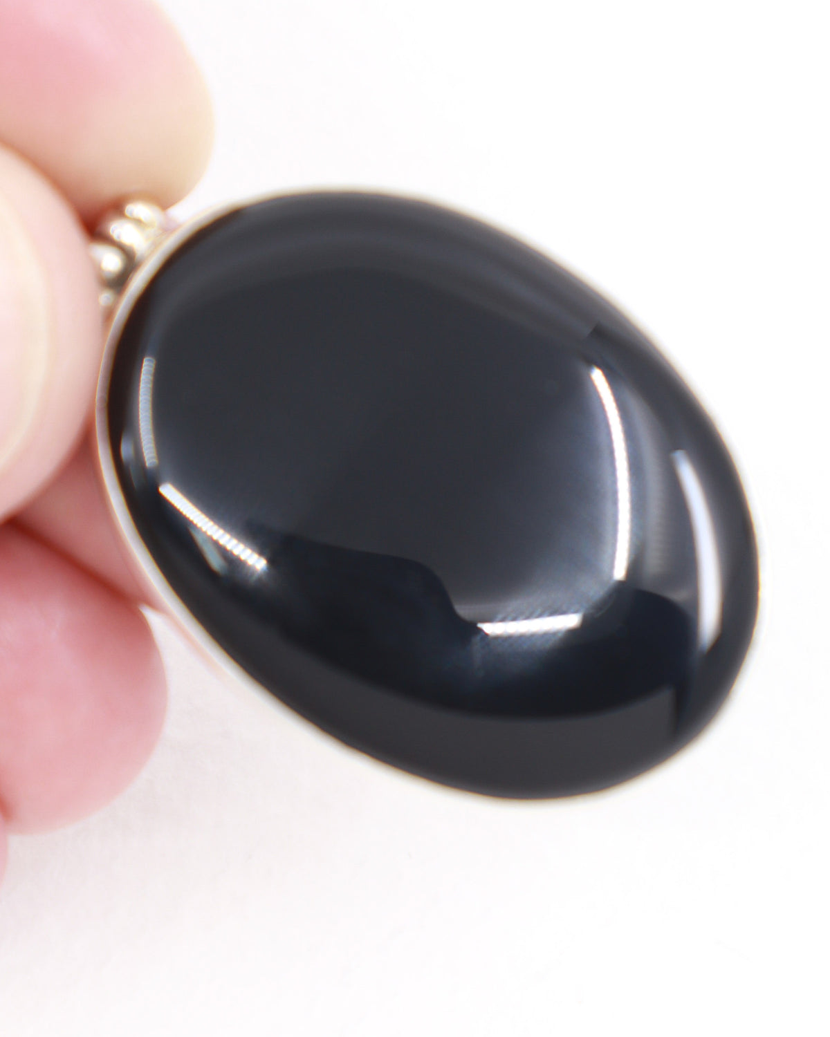 Black Onyx Sterling Silver Pendant – The Stone of Resolve | Strength & Protection