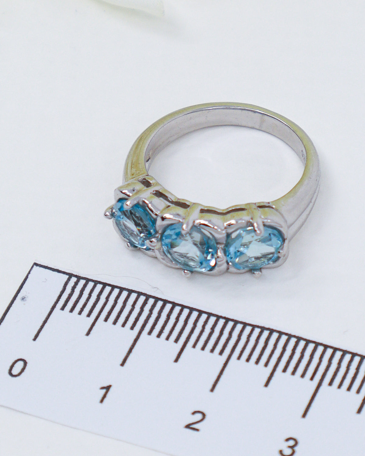 Blue Topaz Three Stone Sterling Silver Ring – Celestial Clarity | Size 7